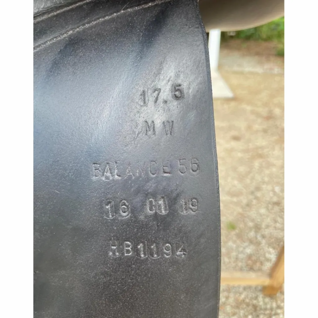 - Marque inconnue - Selles De Dressage>Selle dressage Huksebos