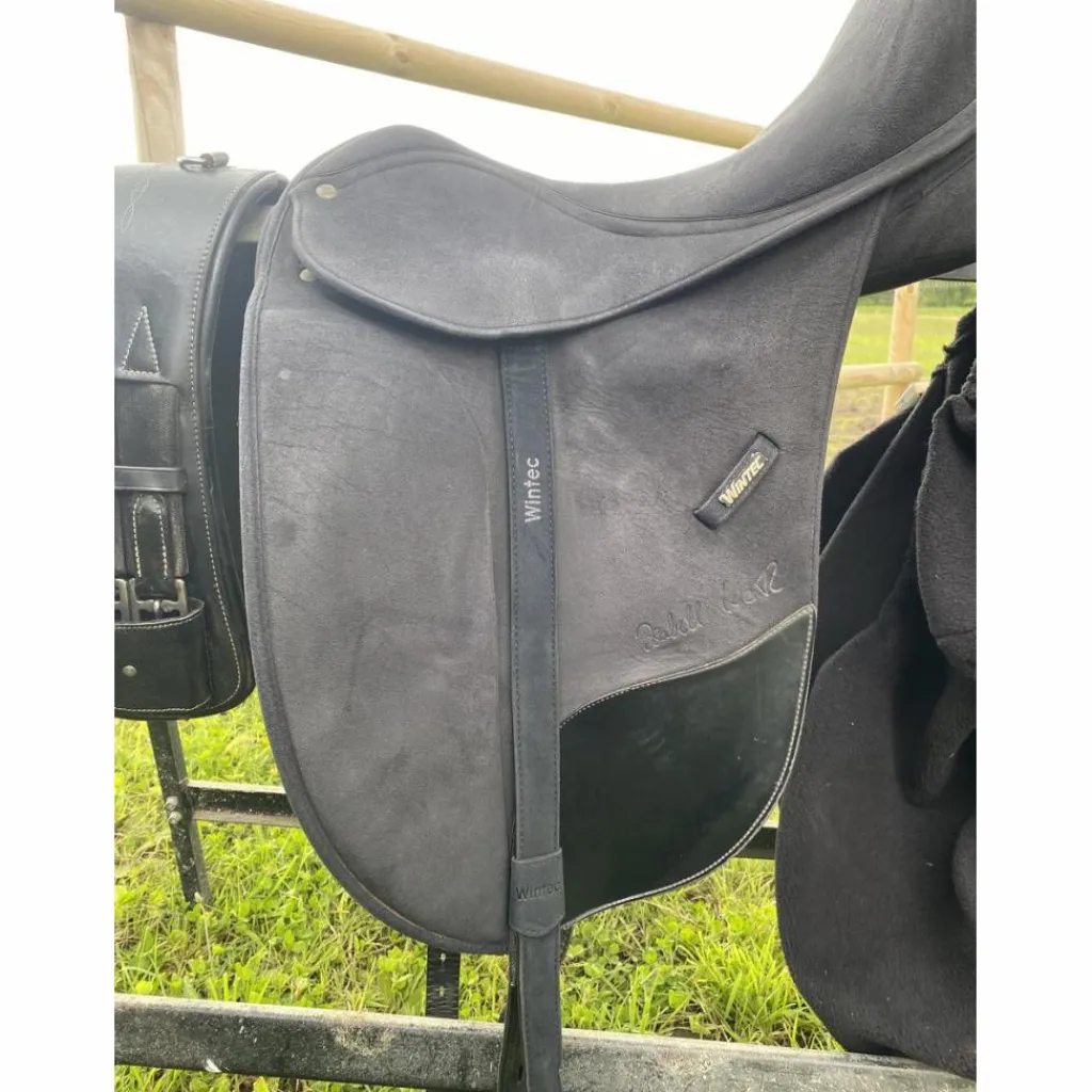Wintec Selles De Dressage>Selle dressage Isabelle werth 16’