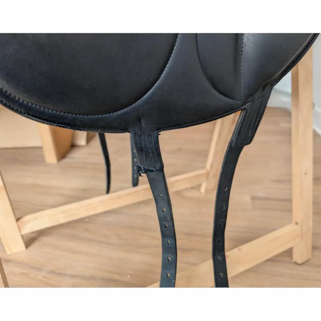 Selle dressage Makila année 2012 taille 18*Devoucoux Discount