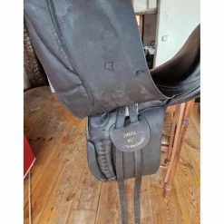Selle dressage noire cuir 16,5*Spanaldi Outlet