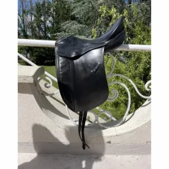 selle dressage thoroughbred saddlery noire*Thorowgood Online