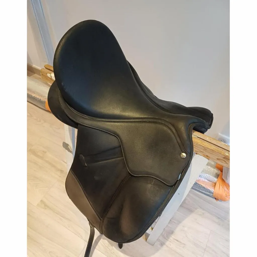 Wintec Selles De Dressage>Selle dressage isabell werth 17"