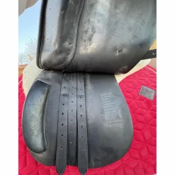 Selle en cuir 17,5 pouces excellent état*Fouganza Outlet
