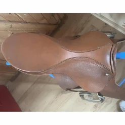- Marque inconnue - Autres Selles (Amazone, Barefoot, Australienne...)>Selle entraînement course Rossi y Caruso