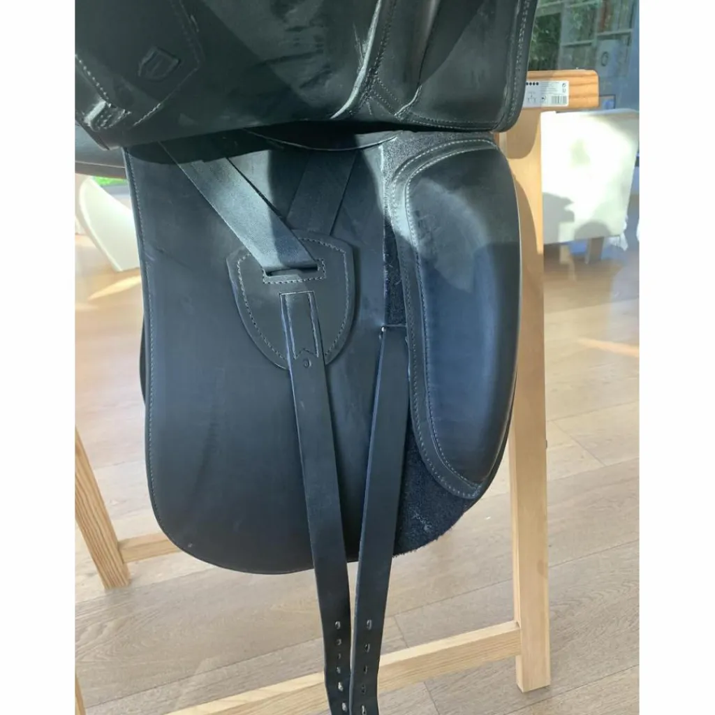 Selle Adelinde taille 17*Erreplus Outlet