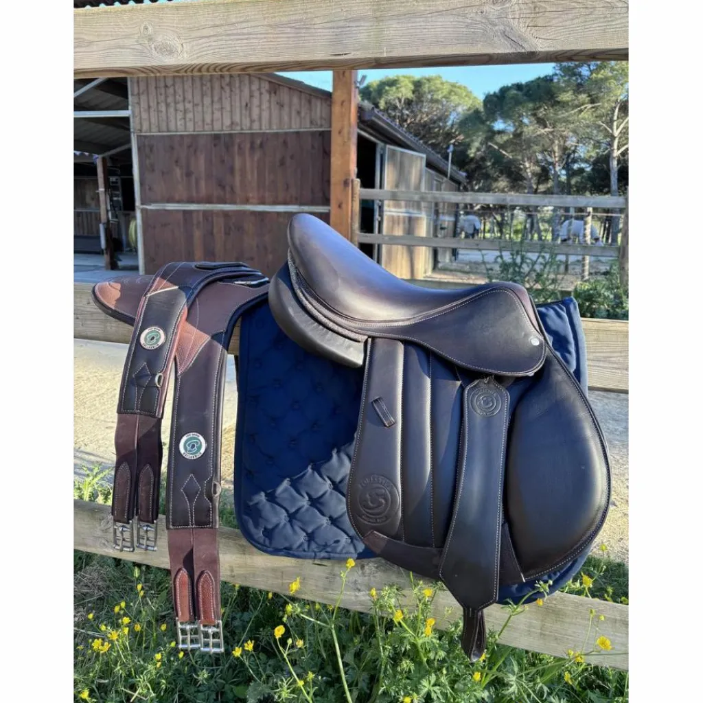 Selle 2024 17,5“ + sangles*Forestier Outlet