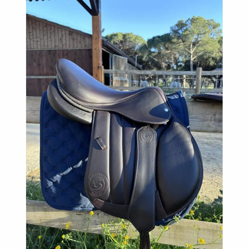 Selle 2024 17,5“ + sangles*Forestier Outlet