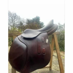 Selle de CSO Taille 17*GBS New