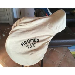 Selle cross neuve 17.5 pouce*Hermes Clearance