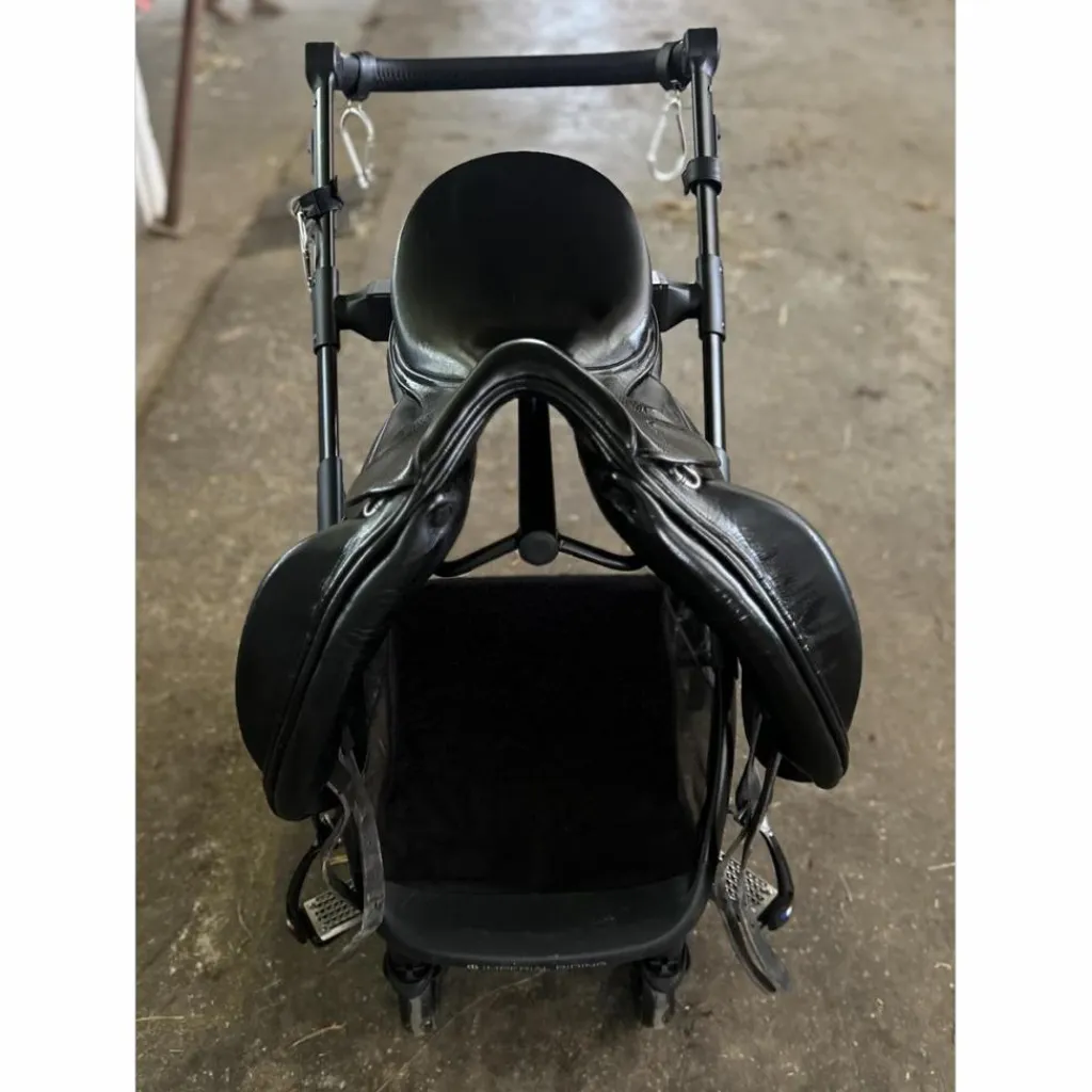 Selle hg dressage 18*Herve Godignon - Jump'in Outlet