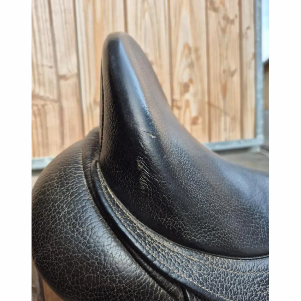 Selle Isabelle Werth*Bates Online