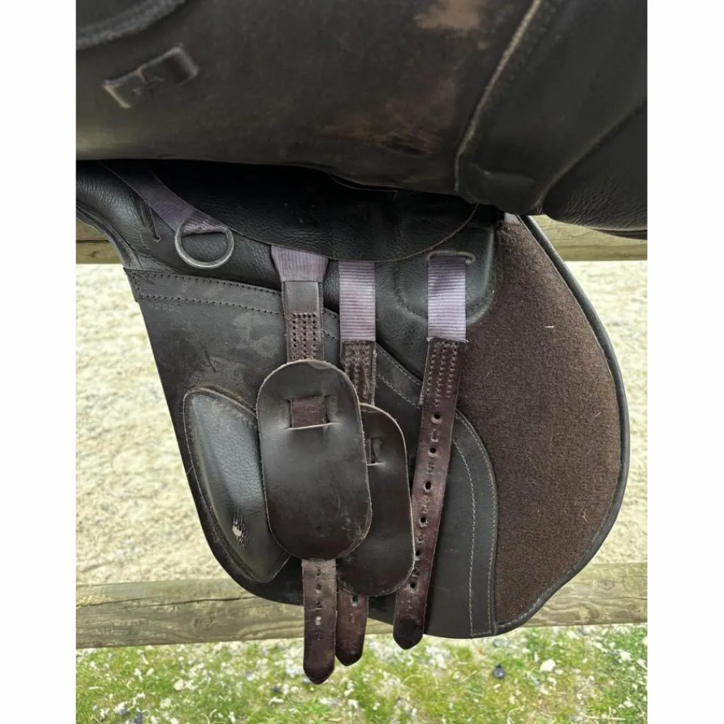 SELLE KENT AND MASTERS UNIVERSAL GP HAUT GARROT S-SERIES*Kent & Masters