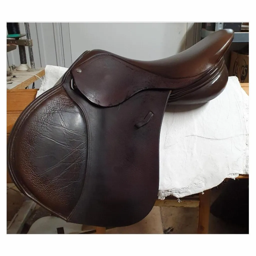 Selle mixte cuir 17,5 pour haut garrot*Bliss of London Discount