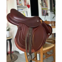 Meyer Selles D'Obstacle>Selle mixte en cuir – Très bon état