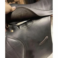 Selle mixte 16,5” cuir noir – très bon état*JMR Online