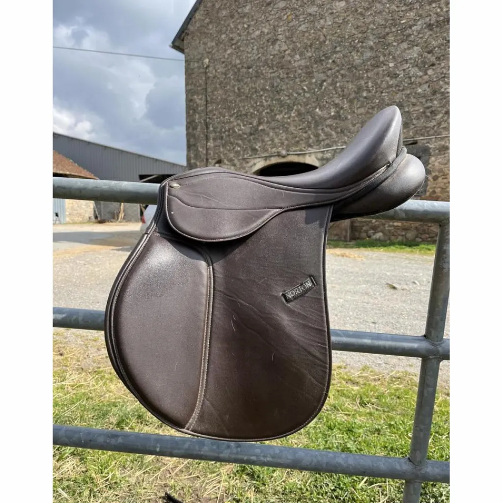 Selle rexine*Norton Best