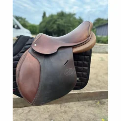 Herve Godignon - Jump'in Selles D'Obstacle>Selle one jump’in 17’5