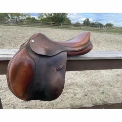 Pessoa Selles Mixtes>selle