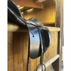 selle Roma dressage 17 pouces*Prestige New