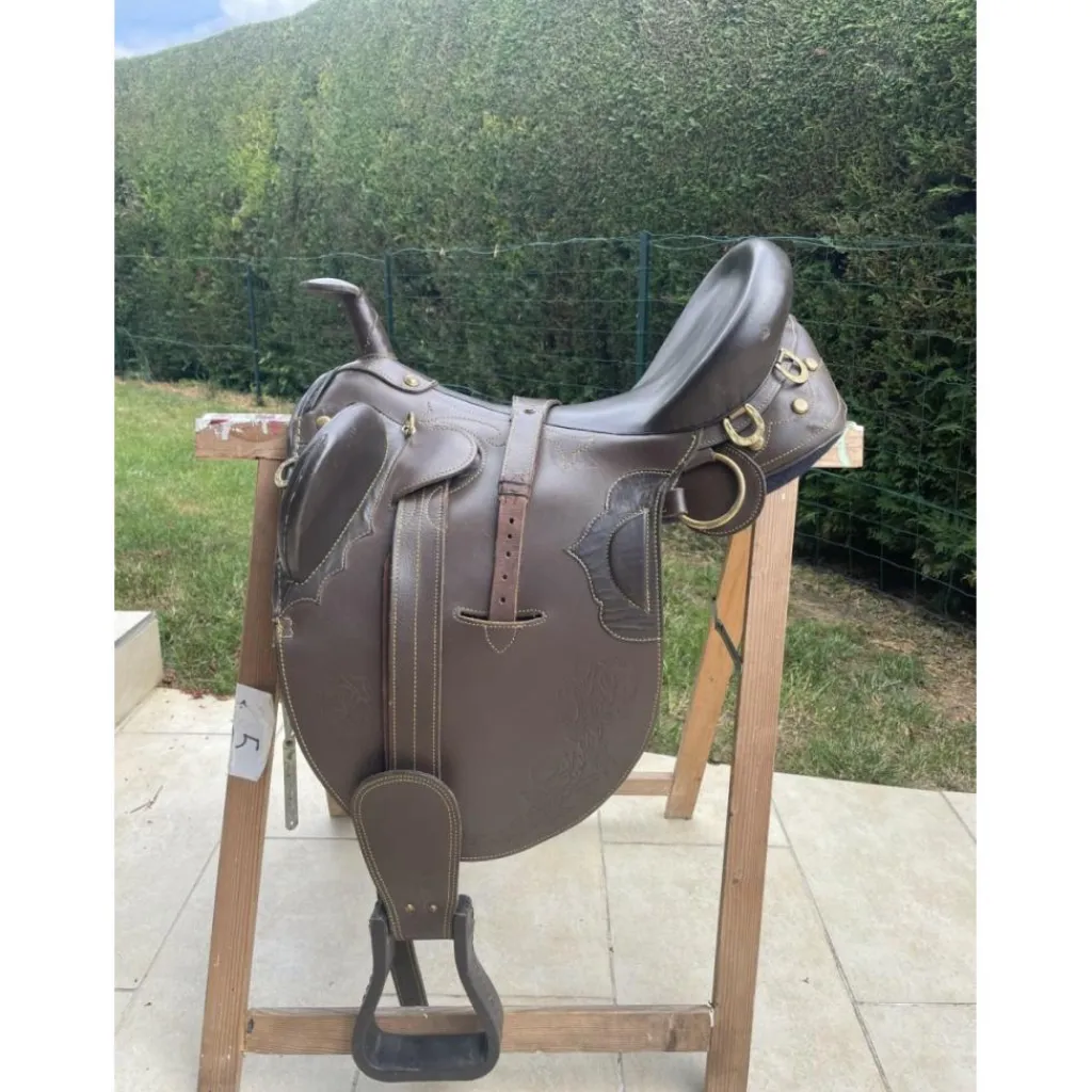 Selles De Randonnée>selle randonnée/camarguaise