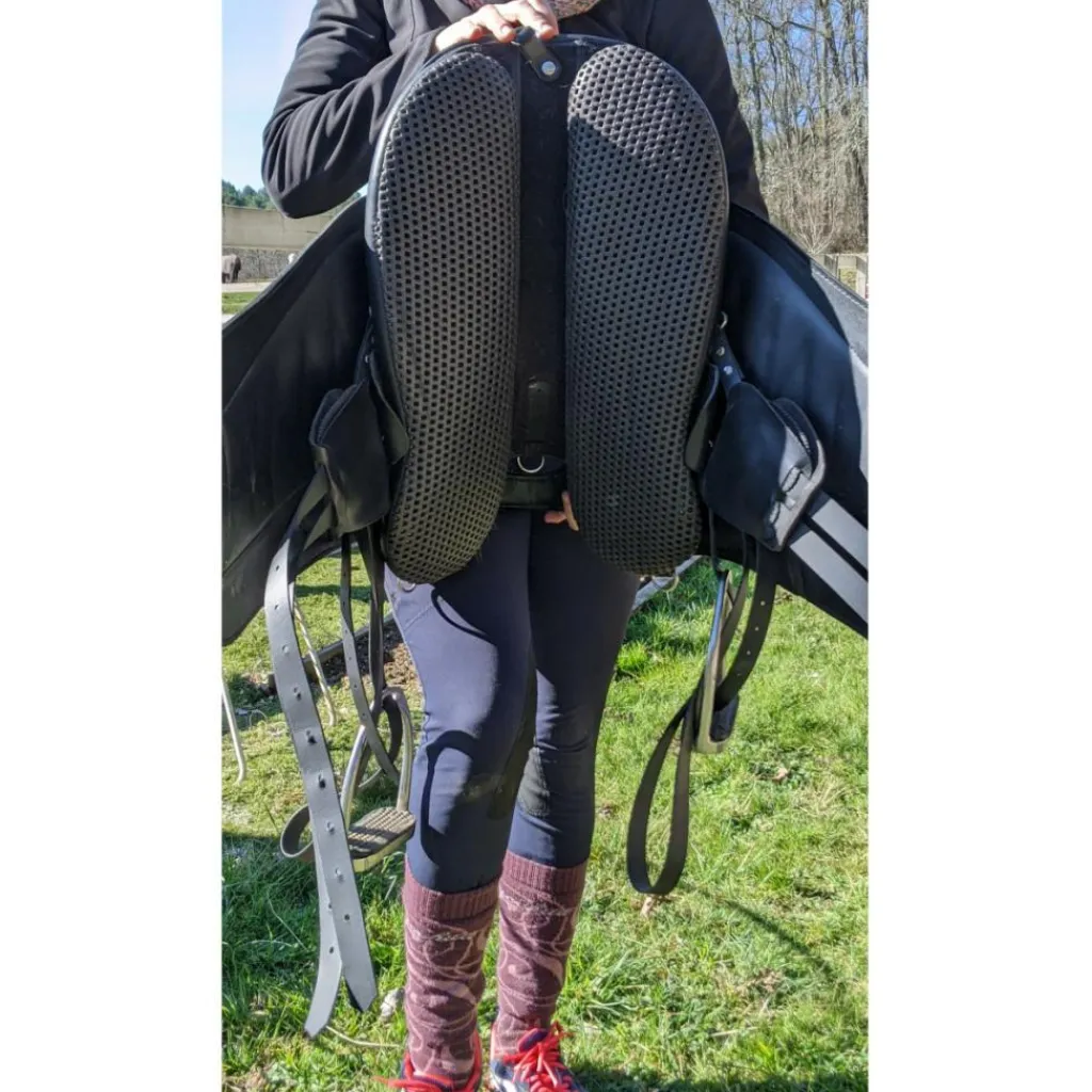 - Marque inconnue - Autres Selles (Amazone, Barefoot, Australienne...)>Selle sans arcade gost