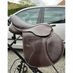 Selle synthétique TdeT marron*T de T Hot