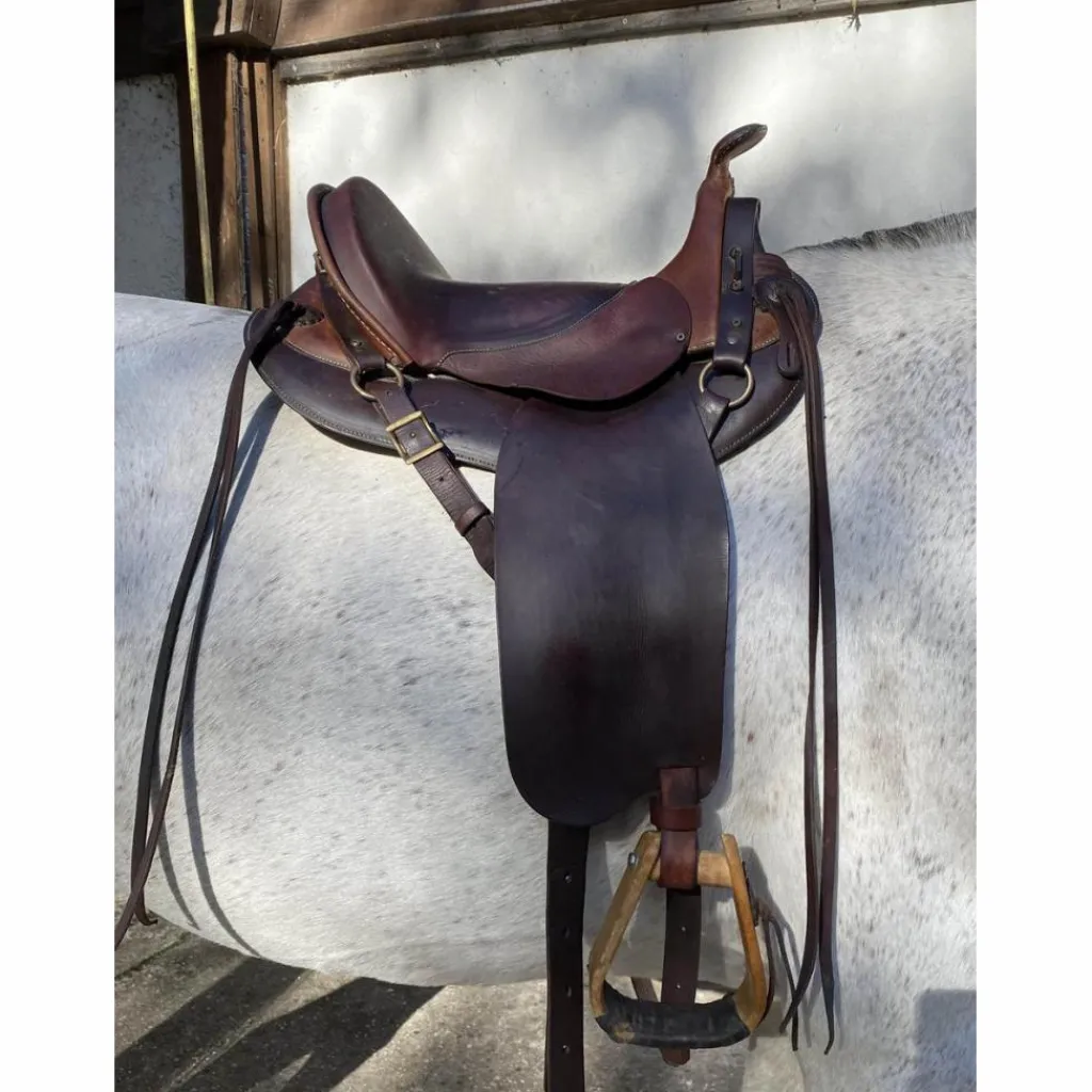 - Marque inconnue - Selles De Randonnée>selle TH taille 17,5 numérotée