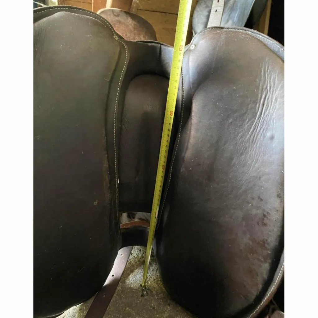 - Marque inconnue - Selles De Randonnée>selle TH taille 17,5 numérotée