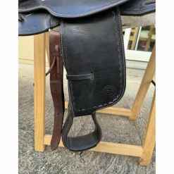 - Marque inconnue - Selles De Western><noscript><img width=