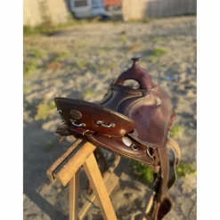 - Marque inconnue - Selles De Western><noscript><img width=