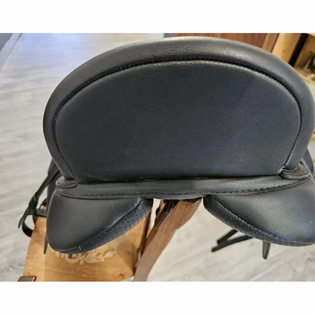 Selle 500 cair 17 pouces*Wintec Best
