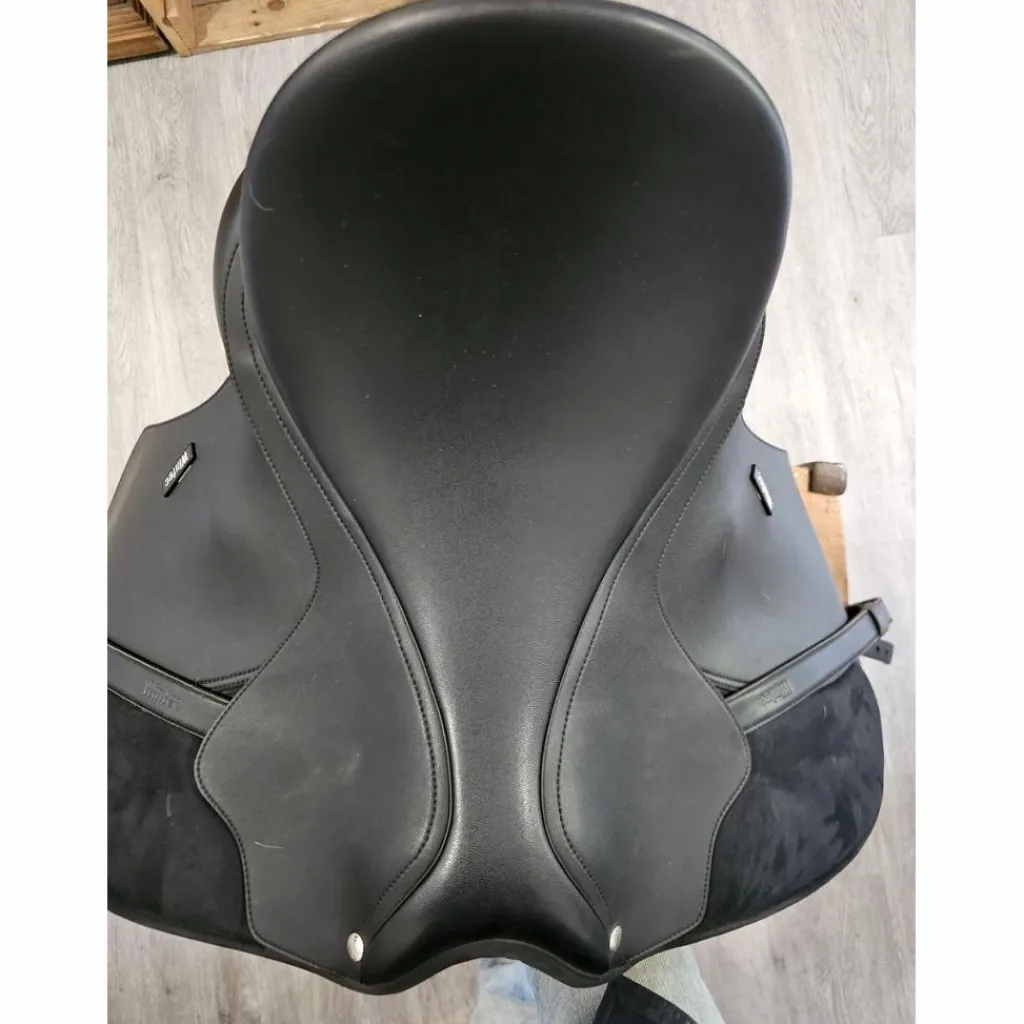 Selle 500 cair 17 pouces*Wintec Best