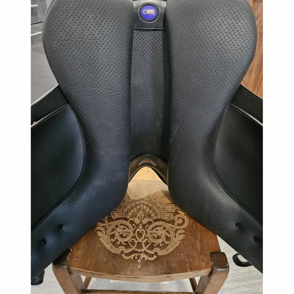 Selle 500 cair 17 pouces*Wintec Best