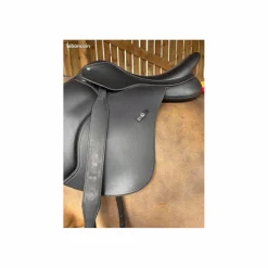 Selle 500 hart 17pouces année 2025*Wintec Sale