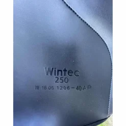 Selle 250 16,5p neuve*Wintec Outlet
