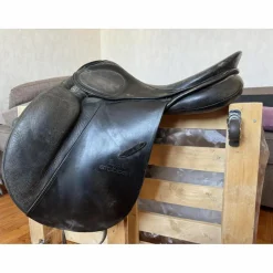 Stubben Selles De Dressage>Stübben Scandica Selle Dressage Cuir - Bon Etat
