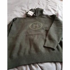 Harcour Sweats / Pulls>Sweat pretty