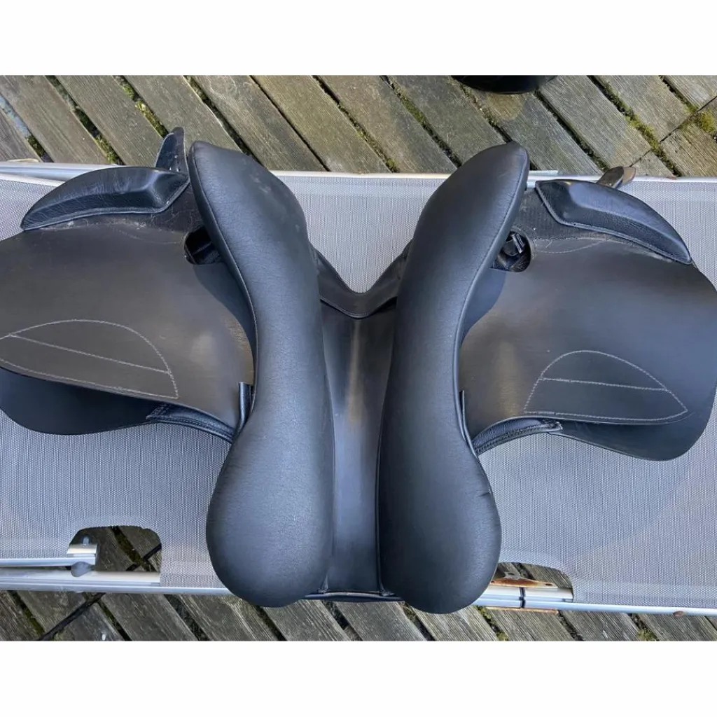 Thorowgood Selles De Dressage>T8 Anatomic 17"