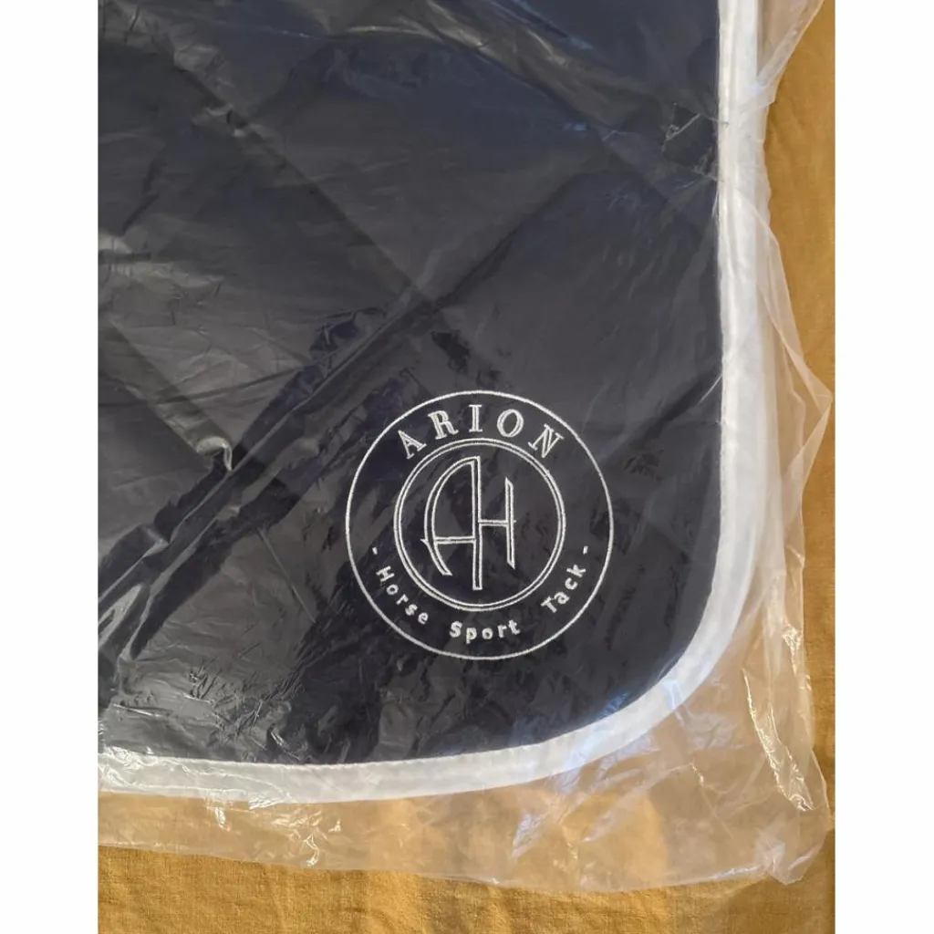 Arion Tapis>Tapis CSO bleu marine