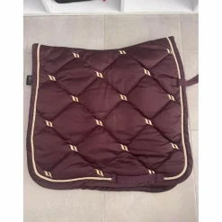 Back on Track Tapis>tapis Bordeaux dressage