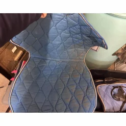 tapis bleu roi*Fouganza Clearance
