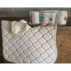 Tapis bonnet bandes blanc*Riding World Best
