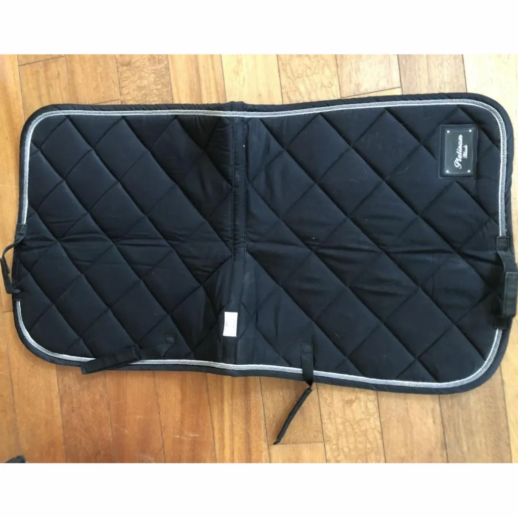 Tapis de dressage*Equitheme Sale