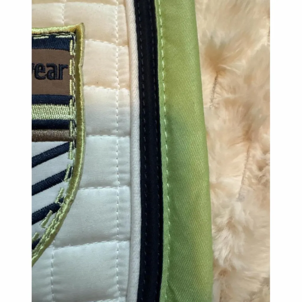 Euro-star Tapis>Tapis de dressage blanc avec liserés