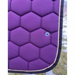 Tapis dressage violet bord noir et or Equidées*Equidees Hot
