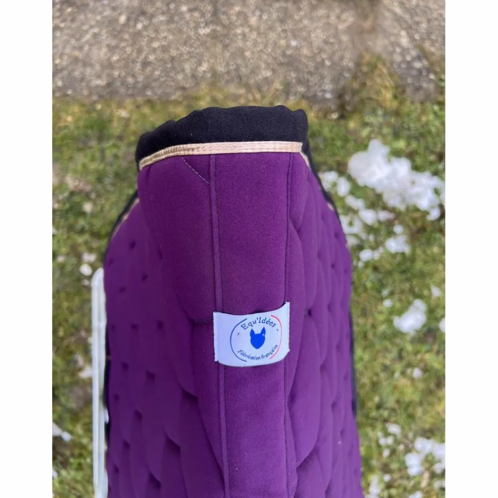 Tapis dressage violet bord noir et or Equidées*Equidees Hot