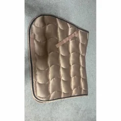 tapis equithème*- Marque inconnue - Sale