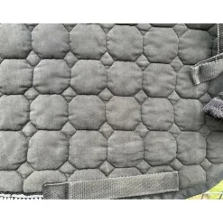 Tapis et bonnet*Equiline Discount