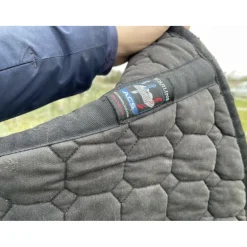 Tapis et bonnet*Equiline Discount