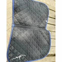 Dy'on Ensemble Tapis + Bonnet><noscript><img width=